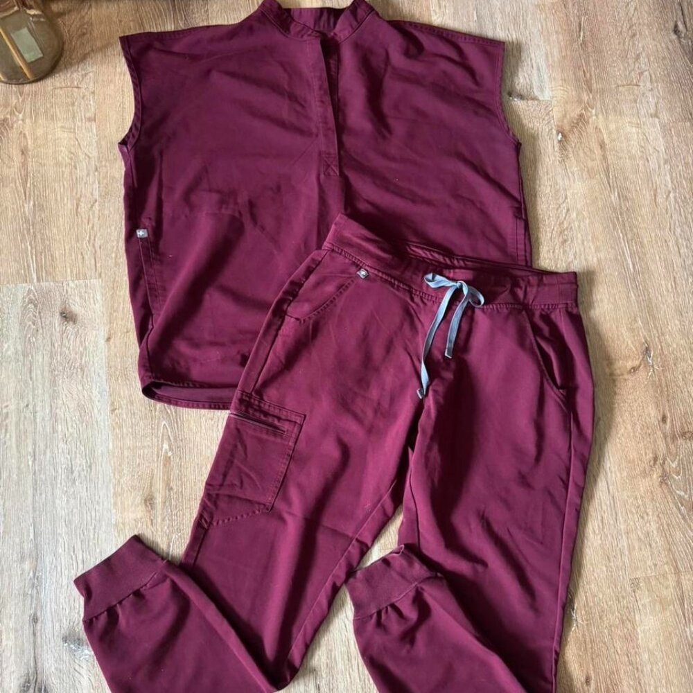Figs Women's Two-Piece Scrub Set in Burgundy Maroon